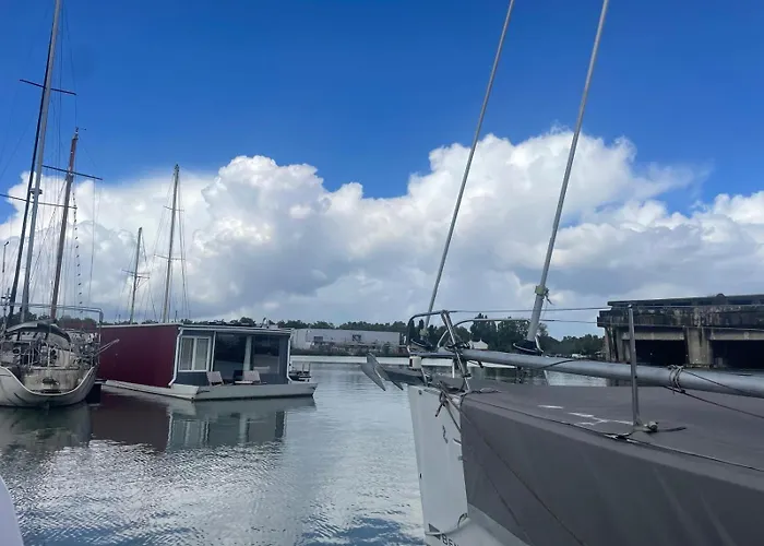 Penichette Cosy Bassins A Flots, Proche De La Cite Du Vin Botel *