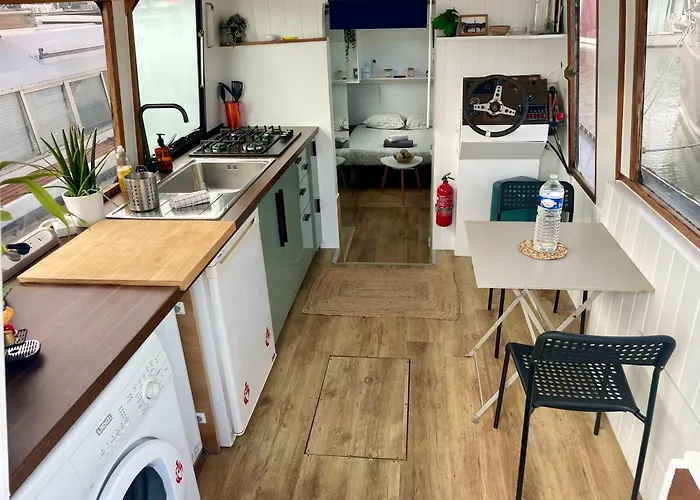 Penichette Cosy Bassins A Flots, Proche De La Cite Du Vin